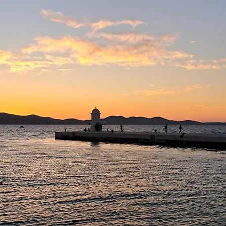 Beachvilla Stella In Erster Meerlage Mit Whirlpool Privlaka (Zadar)