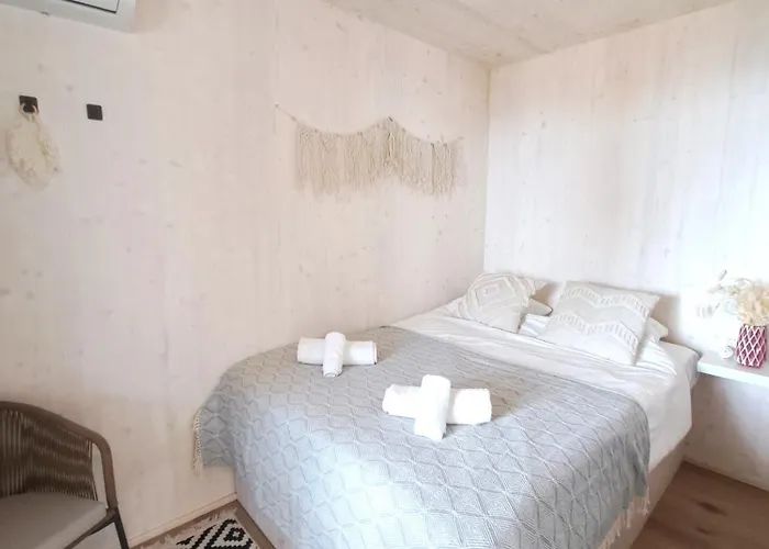 Beachvilla Stella In Erster Meerlage Mit Whirlpool Privlaka (Zadar)