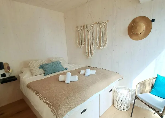 Beachvilla Stella In Erster Meerlage Mit Whirlpool Privlaka (Zadar)